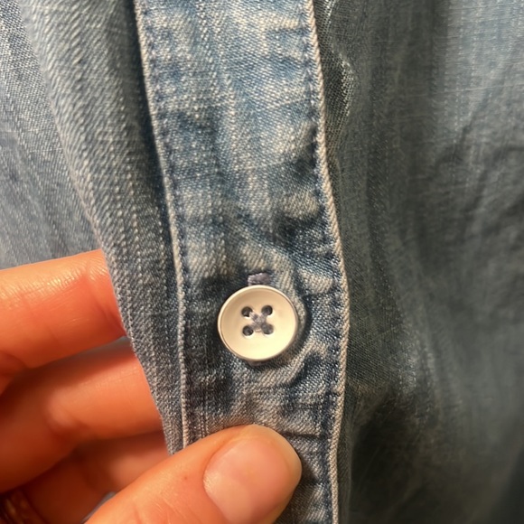 Mododoc Sleeveless Demin Button Down Blouse Size L - Picture 3 of 6